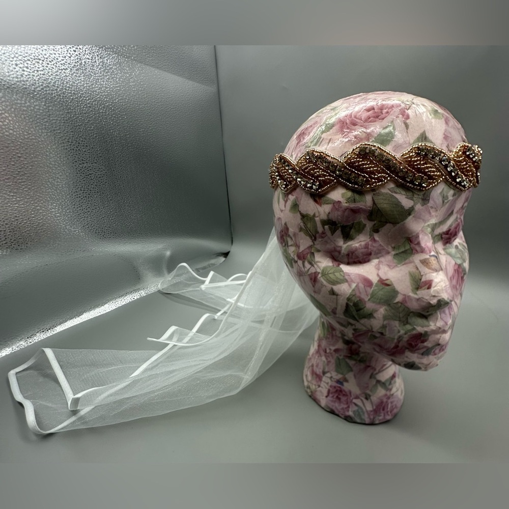Halloween Costume Woman’s Bridal Head Band w/Veil